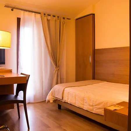 寇德戴尔索雷乡村酒店 3*